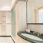 Luxury On The Center Of Appartement Como