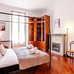 Luxury On The Center Of Appartement