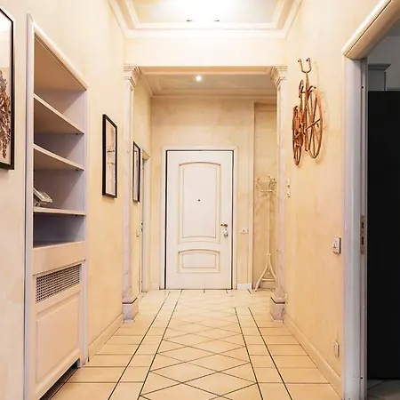 Апартаменты Luxury On The Center Of