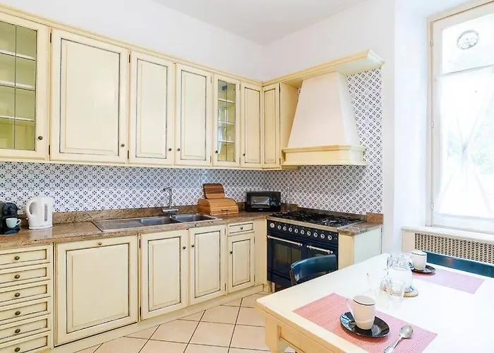 Luxury On The Center Of 아파트 *