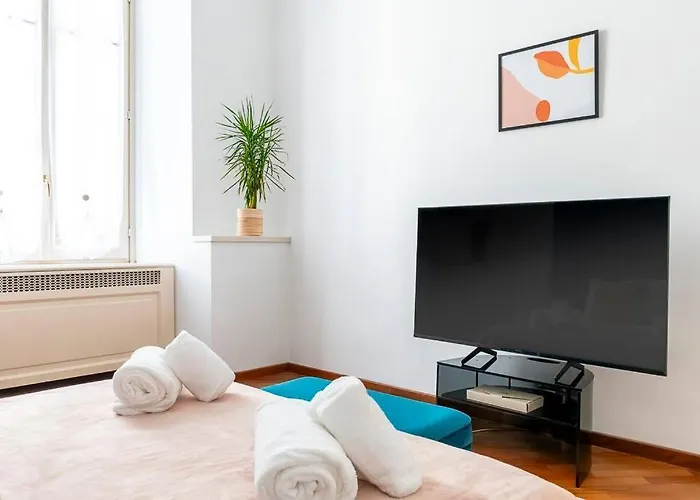 Luxury On The Center Of * 코모