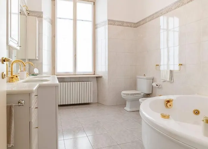 Luxury On The Center Of Apartmán Como